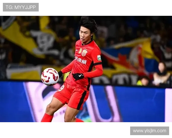 李新翔谈中超首年夺冠难度与对偶像武磊的崇敬之情